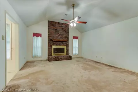 712 Maple St, Bonanza, AR 72916 photo 12