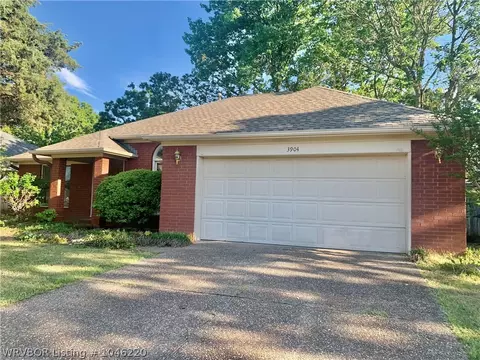 3904 Bristol Ln, Fort Smith, AR 72908 photo 1