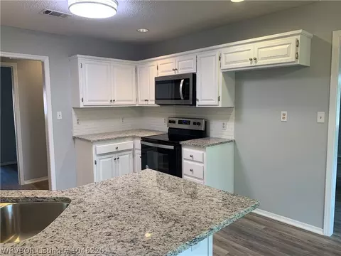 3904 Bristol Ln, Fort Smith, AR 72908 photo 6