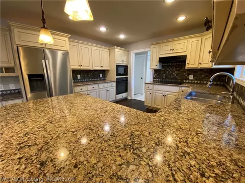 10715 Saint Michael Ct, Fort Smith, AR 72908 photo 20