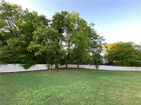 10715 Saint Michael Ct, Fort Smith, AR 72908 photo 12
