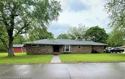 411 E Maple St, Paris, AR 72855 photo 1
