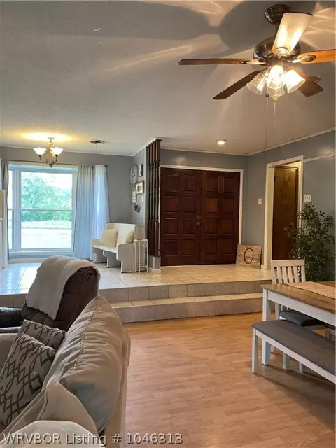 411 E Maple St, Paris, AR 72855 photo 2