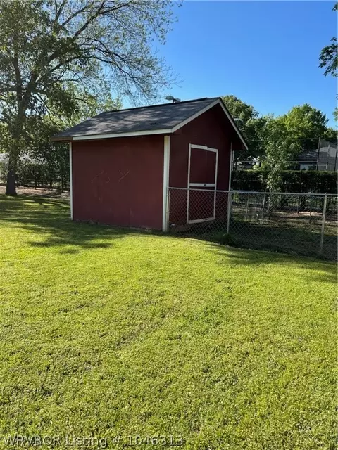411 E Maple St, Paris, AR 72855 photo 21