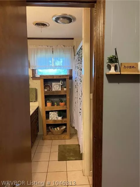 411 E Maple St, Paris, AR 72855 photo 6