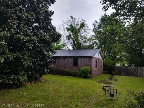 4704 31st St, Fort Smith, AR 72904 photo 6