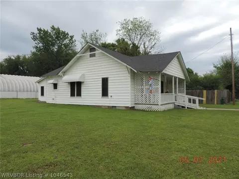 613 4th St, Ozark, AR 72949 photo 5