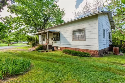 206 Gregg, Mansfield, AR 72944 photo 2