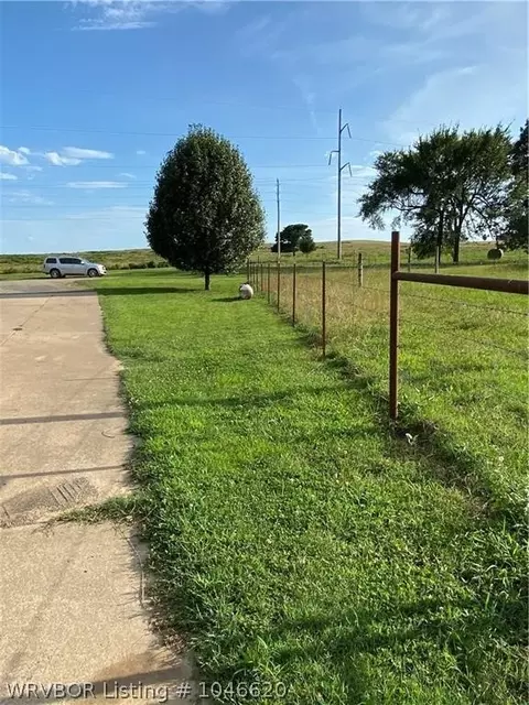 21134 J O B Rd, Howe, OK 74940 photo 7