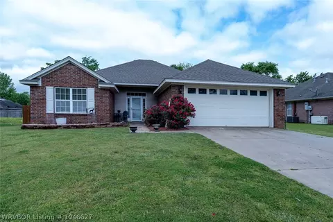 603 Jessie Dr, Lavaca, AR 72941 photo 1