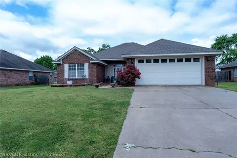 603 Jessie Dr, Lavaca, AR 72941 photo 3