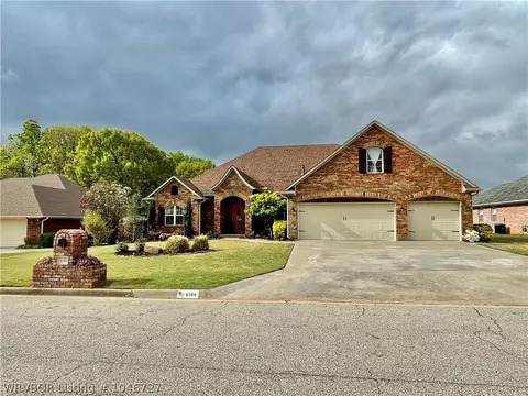 6100 Meadow Brook Dr, Fort Smith, AR 72916 photo 1