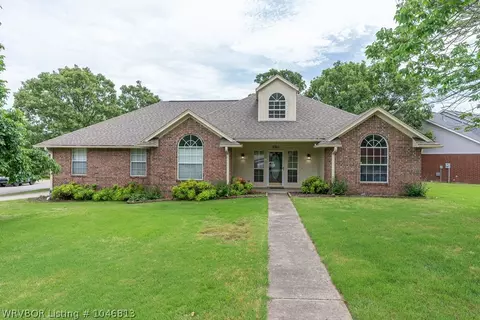 3301 Kinross Dr, Fort Smith, AR 72908 photo 1