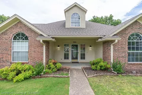 3301 Kinross Dr, Fort Smith, AR 72908 photo 2