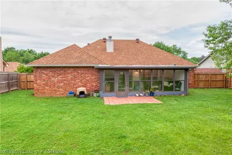 703 I Cir, Barling, AR 72923 photo 21