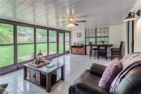 703 I Cir, Barling, AR 72923 photo 18