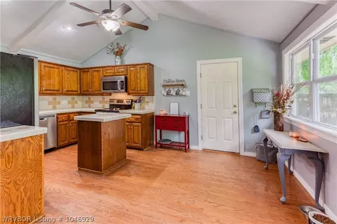 3025 65th St, Fort Smith, AR 72903 photo 2