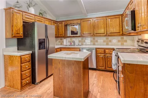 3025 65th St, Fort Smith, AR 72903 photo 3