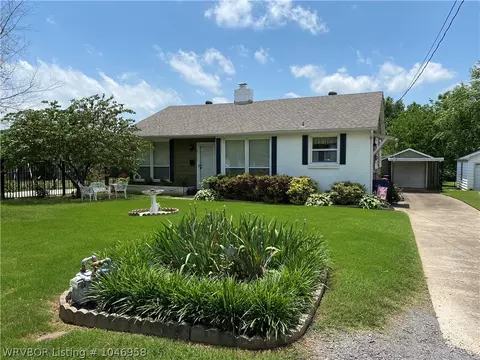 4102 S Q St, Fort Smith, AR 72903 photo 2