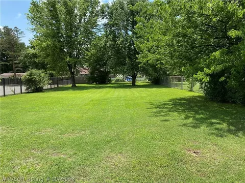 4102 S Q St, Fort Smith, AR 72903 photo 25