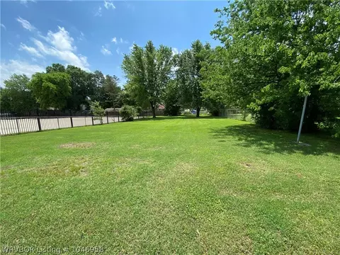 4102 S Q St, Fort Smith, AR 72903 photo 24