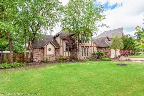 2109 S 88th St, Fort Smith, AR 72903 photo 5