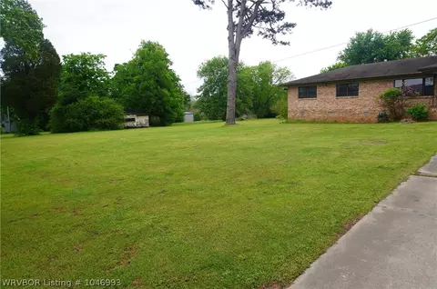 2213 K St, Barling, AR 72923 photo 10