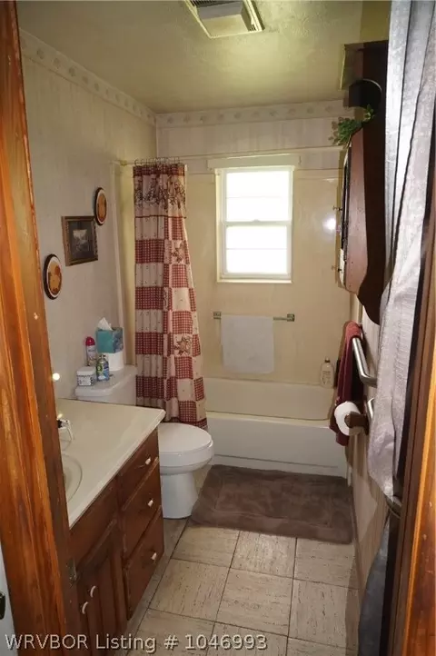 2213 K St, Barling, AR 72923 photo 4