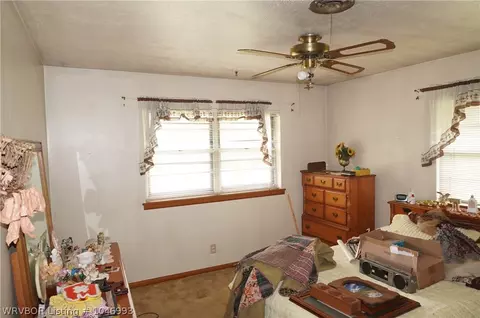2213 K St, Barling, AR 72923 photo 9
