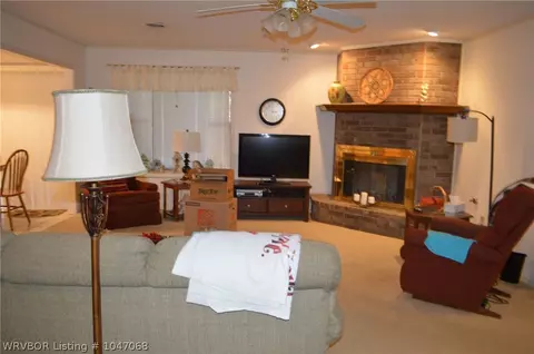 3214 Londonderry Rd, Fort Smith, AR 72908 photo 2
