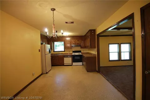 1015 N Aster St, Greenwood, AR 72936 photo 7