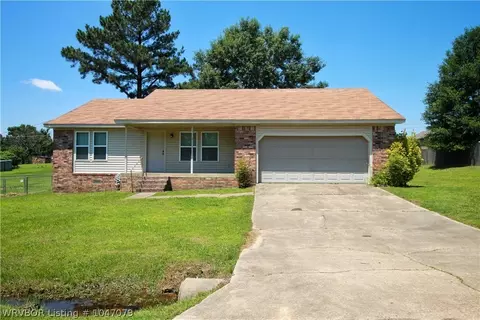 1015 N Aster St, Greenwood, AR 72936 photo 2
