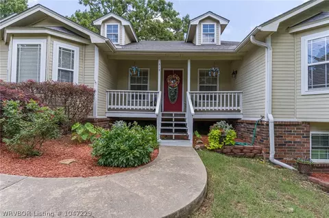 512 E Pasadena St, Greenwood, AR 72936 photo 2