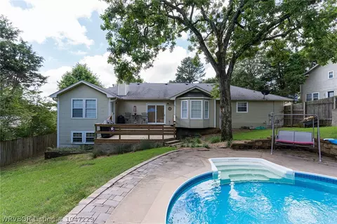 512 E Pasadena St, Greenwood, AR 72936 photo 3