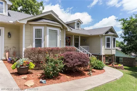 512 E Pasadena St, Greenwood, AR 72936 photo 1