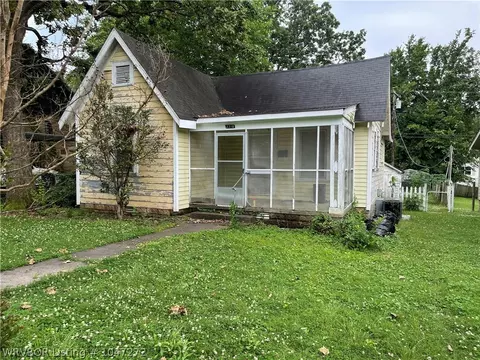 2318 S 26th St, Fort Smith, AR 72901 photo 1