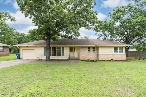 5501 Yantis St, Fort Smith, AR 72903 photo 1
