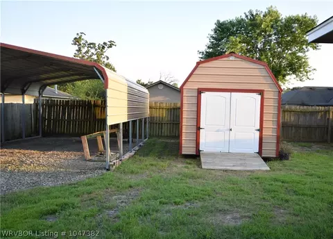 119 Commanche Loop, Roland, OK 74954 photo 14