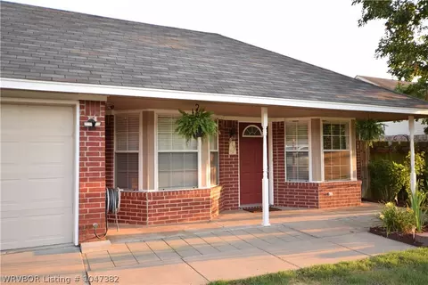 119 Commanche Loop, Roland, OK 74954 photo 17