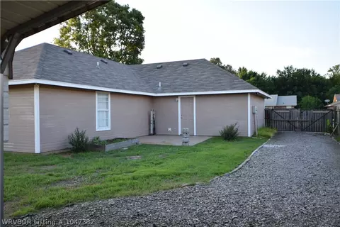119 Commanche Loop, Roland, OK 74954 photo 15
