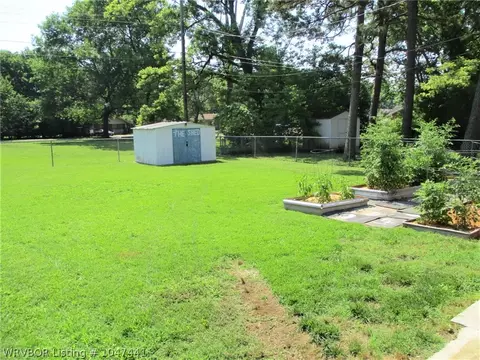 710 N 46th St, Fort Smith, AR 72903 photo 11