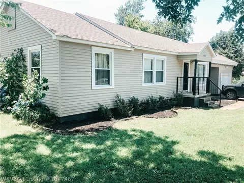 2010 Knoxville St, Fort Smith, AR 72901 photo 3