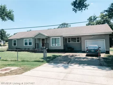 2010 Knoxville St, Fort Smith, AR 72901 photo 1