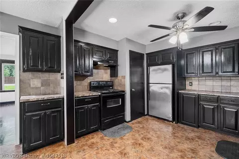 3023 S S St, Fort Smith, AR 72901 photo 22