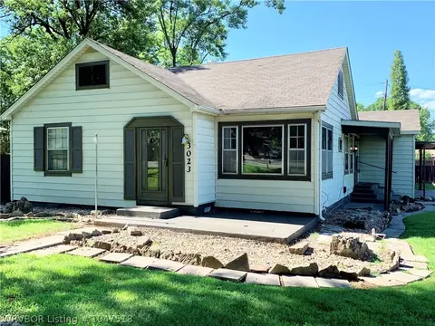 3023 S S St, Fort Smith, AR 72901 photo 1