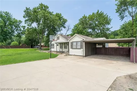 3023 S S St, Fort Smith, AR 72901 photo 5
