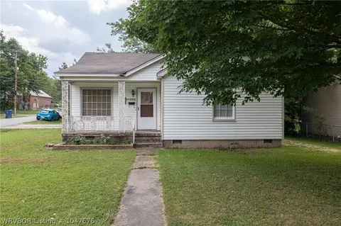 1320 N 37th St, Fort Smith, AR 72904 photo 1