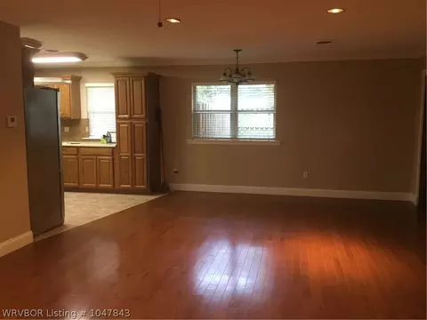 314 N 26 St, Ozark, AR 72949 photo 5