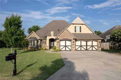3005 Brighton Pointe Pl, Fort Smith, AR 72903 photo 1