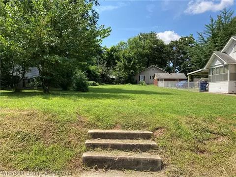 1906 N St, Fort Smith, AR 72901 photo 2